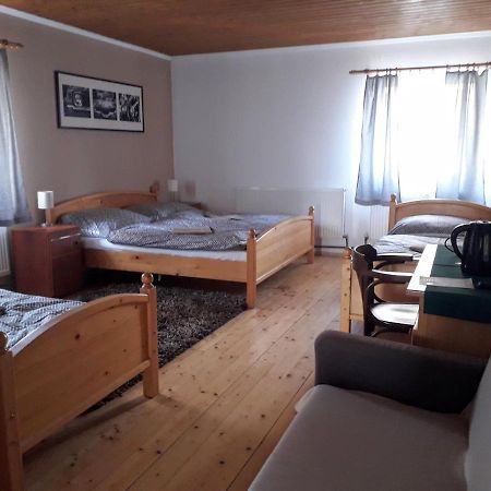 Penzion Na Strelnici Poděbrady エクステリア 写真